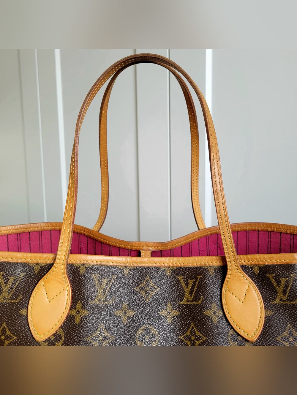 Louis Vuitton Neverfull MM Monogram "PEONY Hot Pink Interior" Tote Bag - Picture 5 of 17